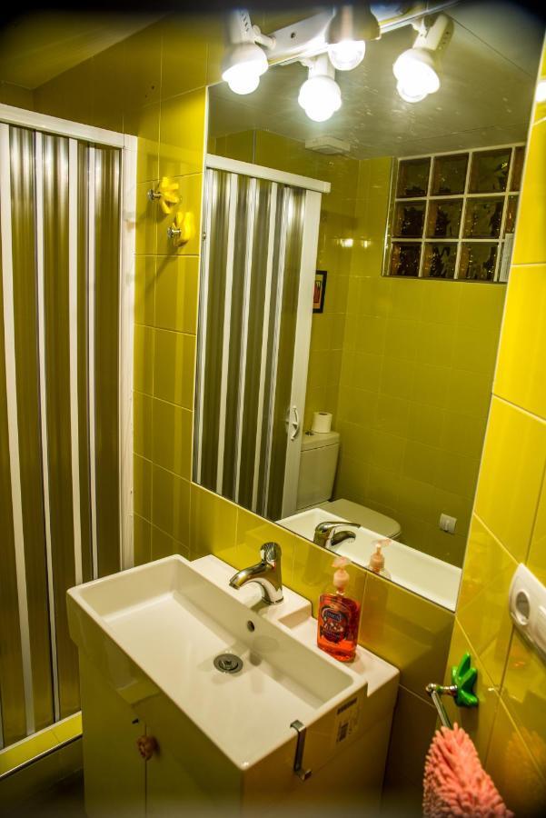 HABITACIONES SUPERCÉNTRICAs BAÑO PRIVADO Ronda Exterior foto